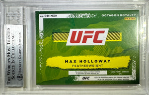 Max Holloway auto inscribed 2022 Panini Donruss card UFC BAS Encap Fighter Worn