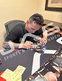 Max Holloway signed inscribed 8x10 photo UFC Blessed JSA COA Justin Gaethje