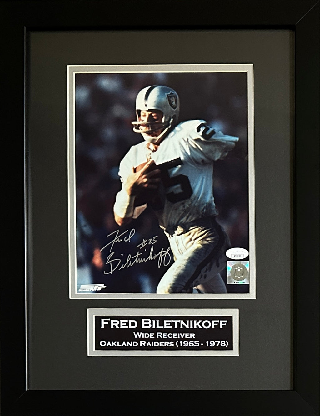 Fred Biletnikoff signed framed 8x10 photo NFL Oakland Raiders JSA COA