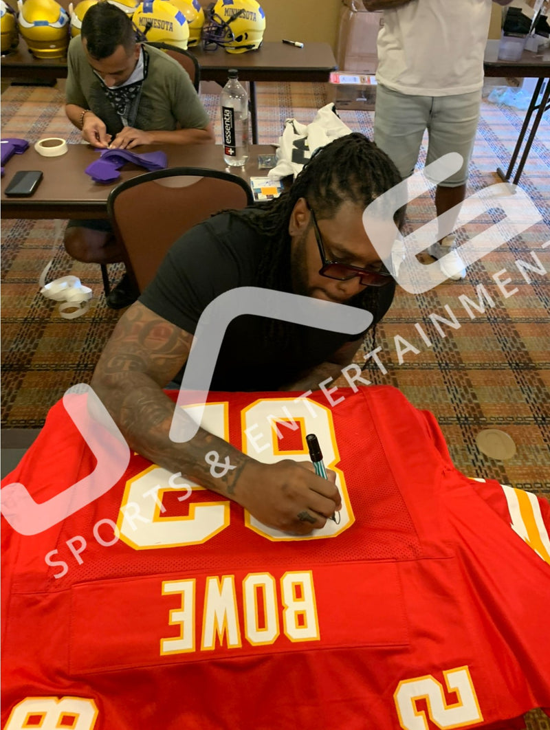 DWAYNE BOWE SIGNED WHITE PRO STYLE JERSEY JSA COA