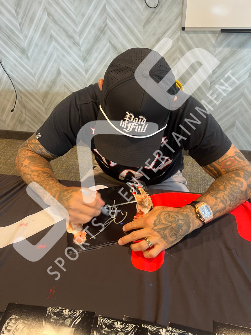 Dustin Poirier autographed inscribed 8x10 photo UFC JSA COA Max Holloway