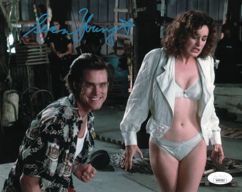 Sean Young autographed signed 8x10 photo Ace Ventura Ray Finkle JSA COA